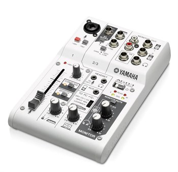 Yamaha AG03 Микшерный пульт, 3 канала AG03