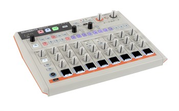 Arturia DrumBrute Impact 1984 Микшер (драм машина) DrumBrute Impact 1984-1